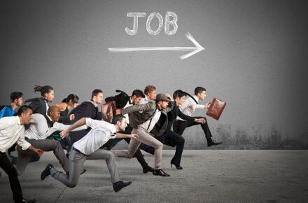JOBに走る