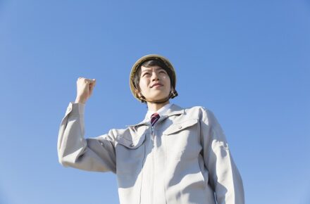 作業服の男性